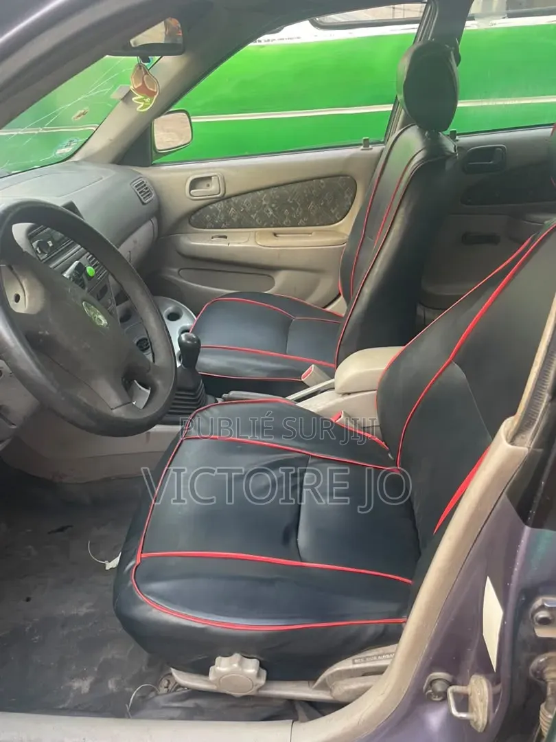 Toyota Corolla 2015 Vert