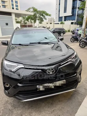 Toyota RAV4 2016 Noir