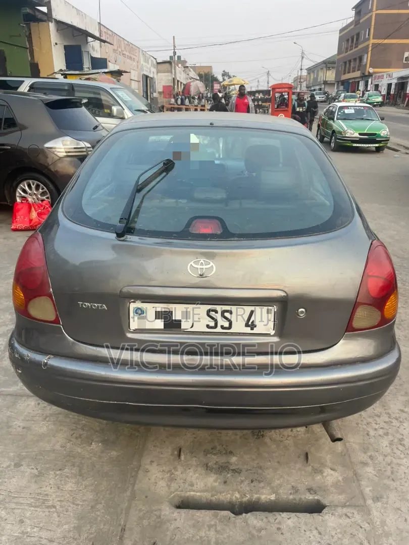 Toyota Corolla 2015 Gris