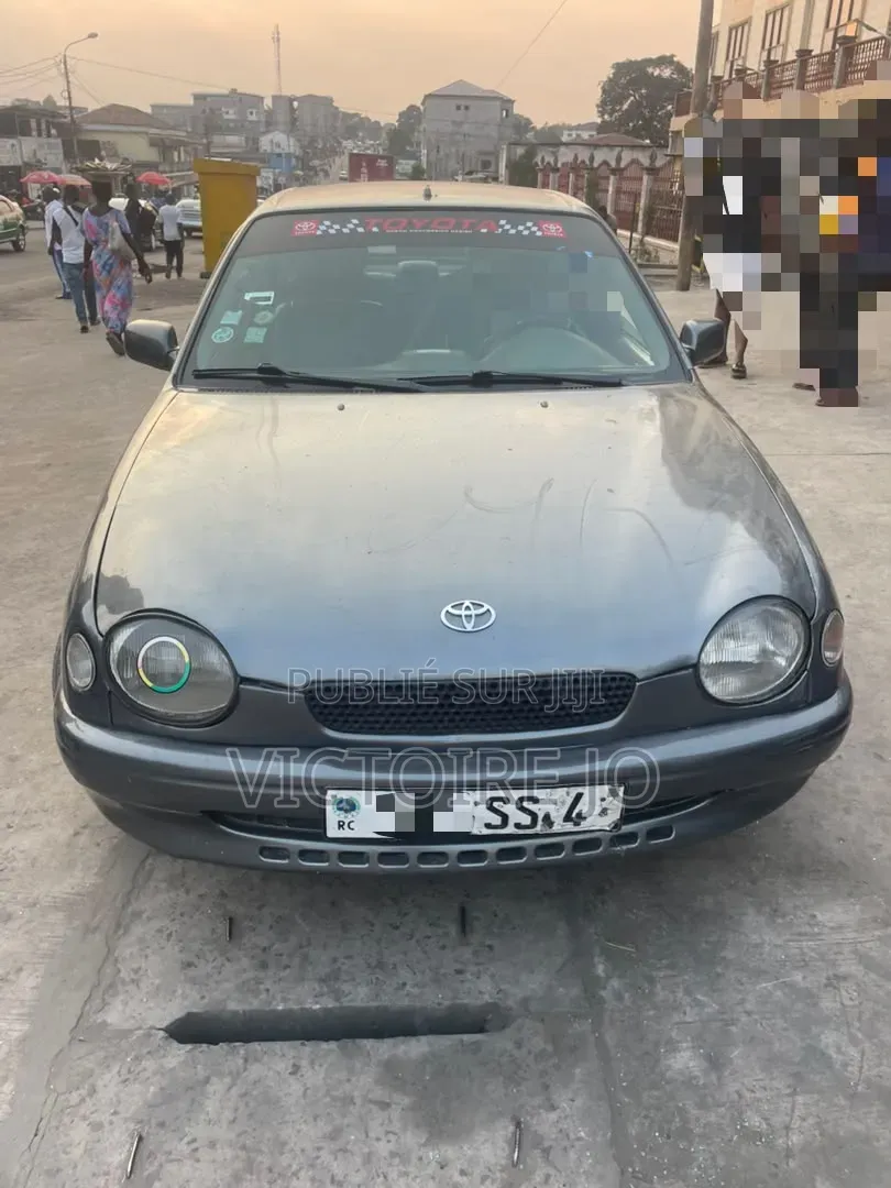 Toyota Corolla 2015 Gris