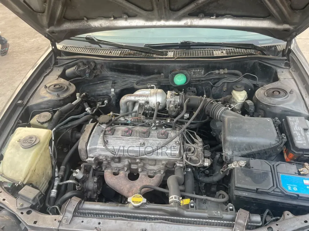 Toyota Corolla 2015 Gris