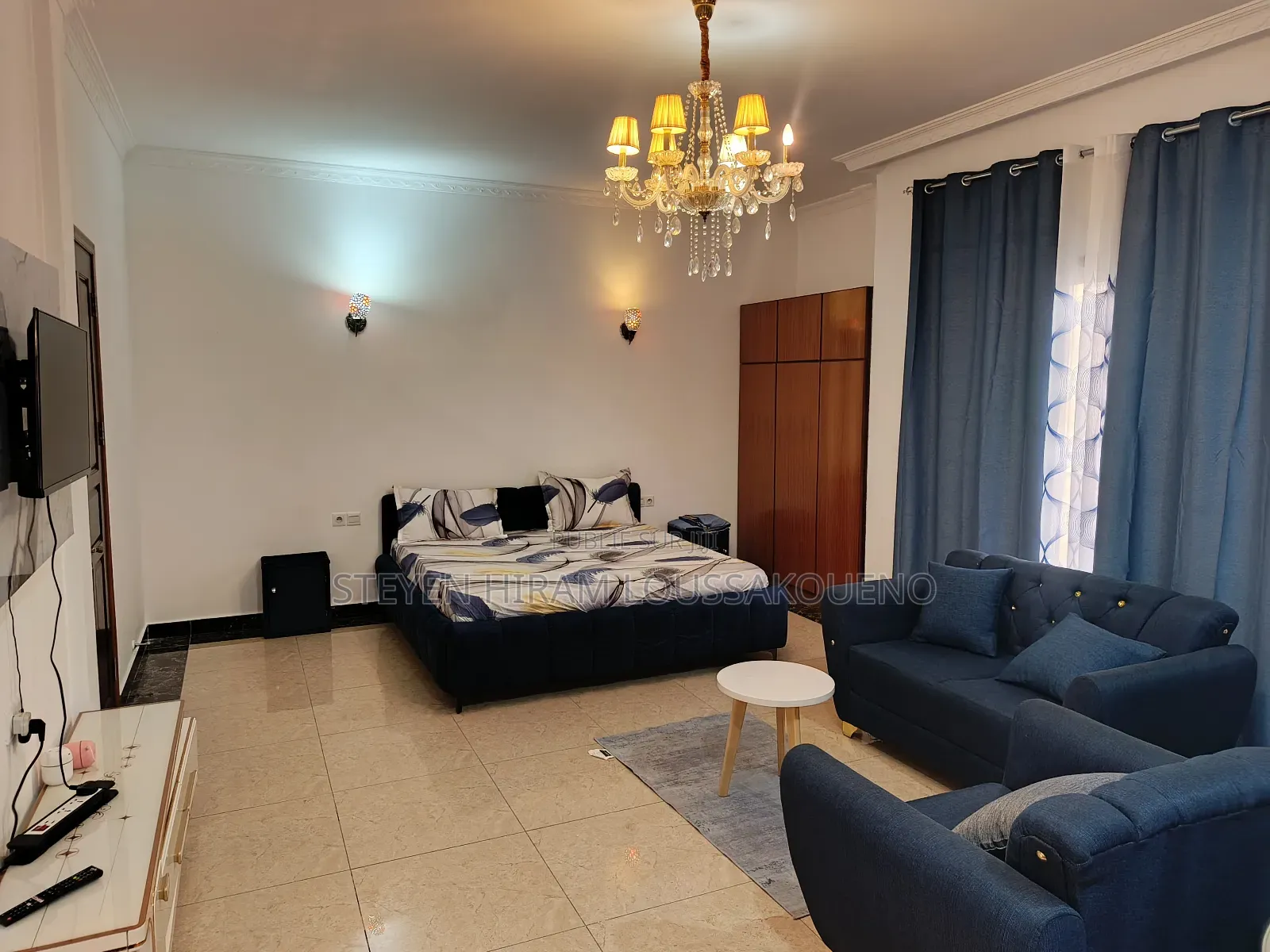 Furnished 4chbre Appartement dans Appartement Meublé, Moungali à Louer