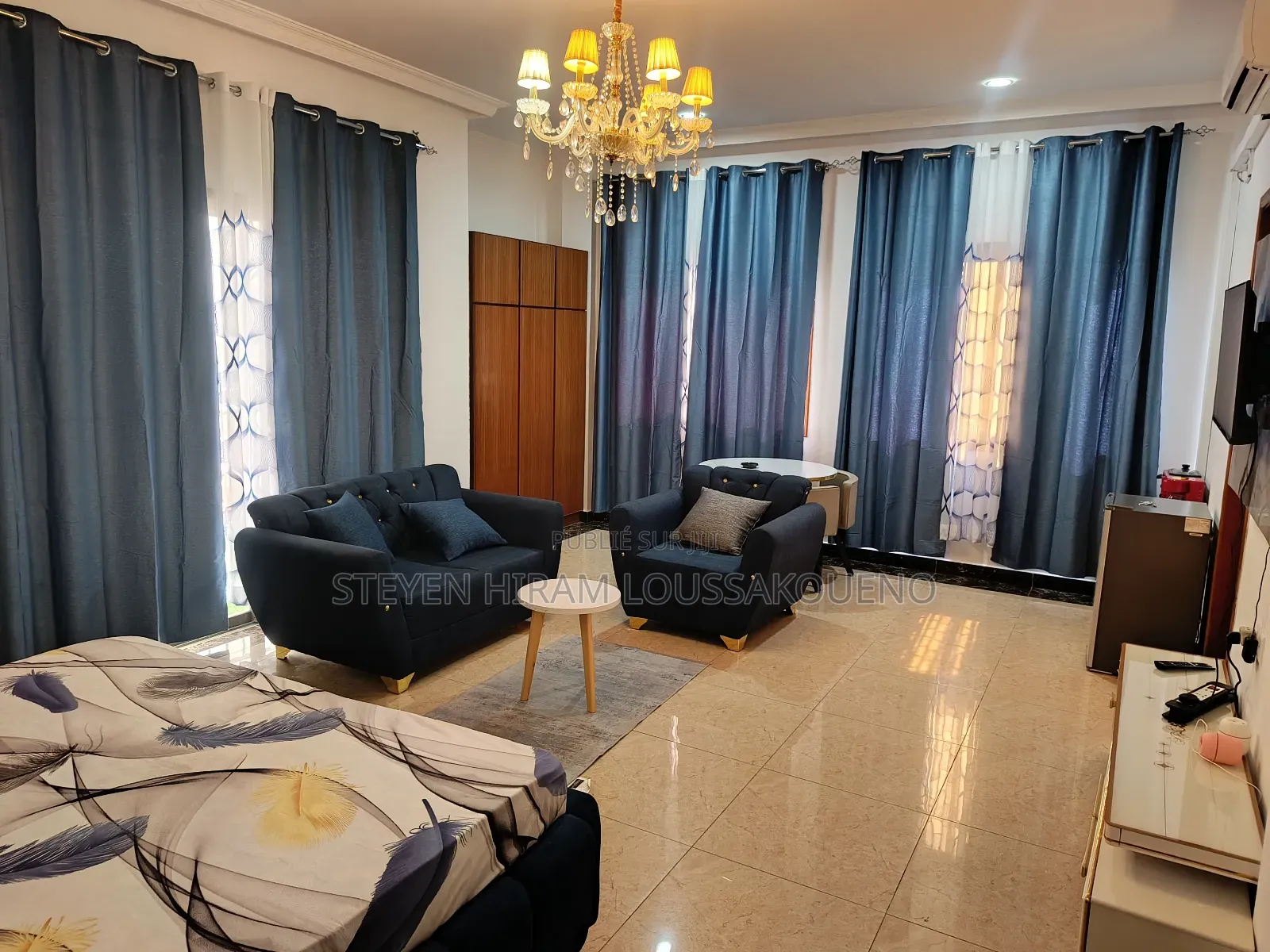 Furnished 4chbre Appartement dans Appartement Meublé, Moungali à Louer