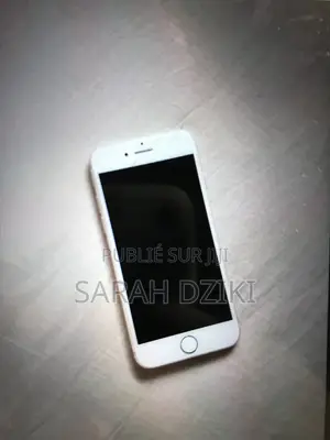 Pomme iPhone 7 32 GB Gris
