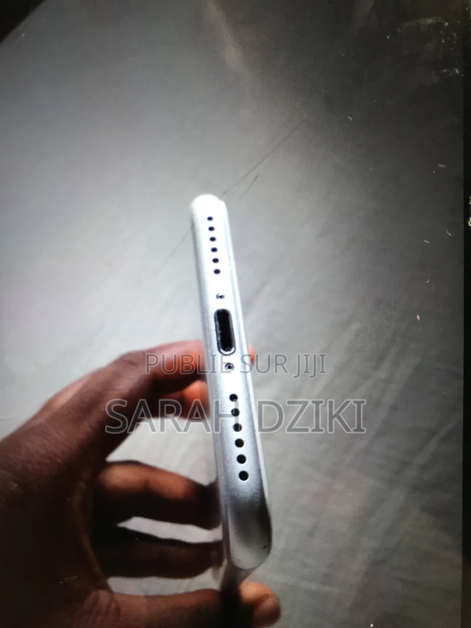 Pomme iPhone 7 32 GB Gris