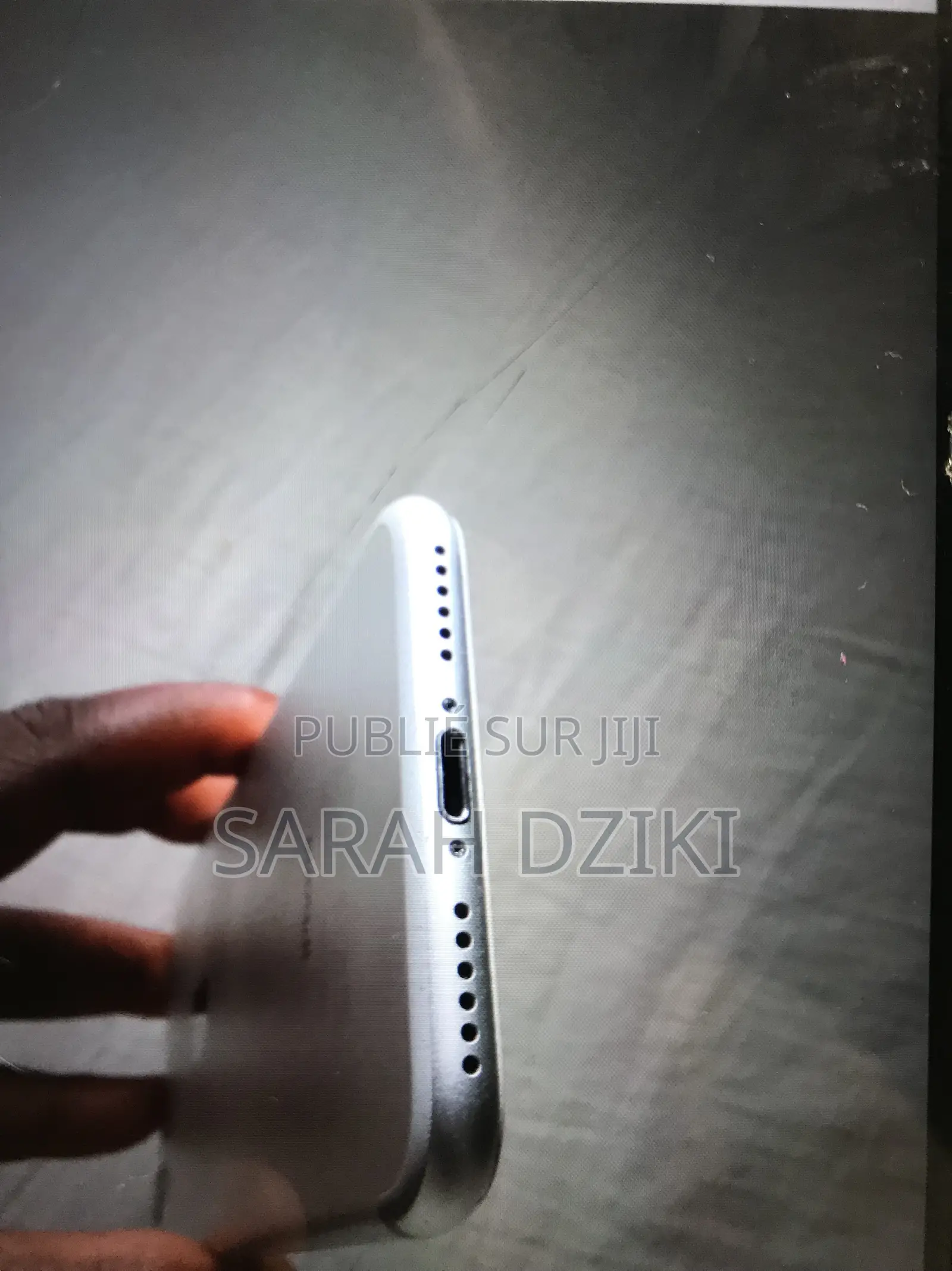 Pomme iPhone 7 32 GB Gris