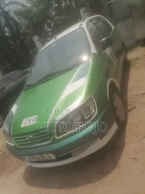 Toyota Picnic 2014 Vert