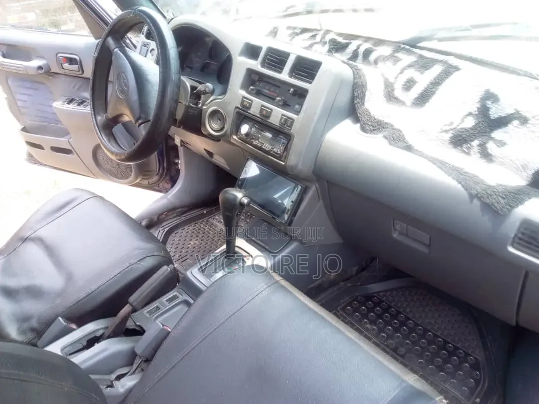 Toyota RAV4 2008 Bleu