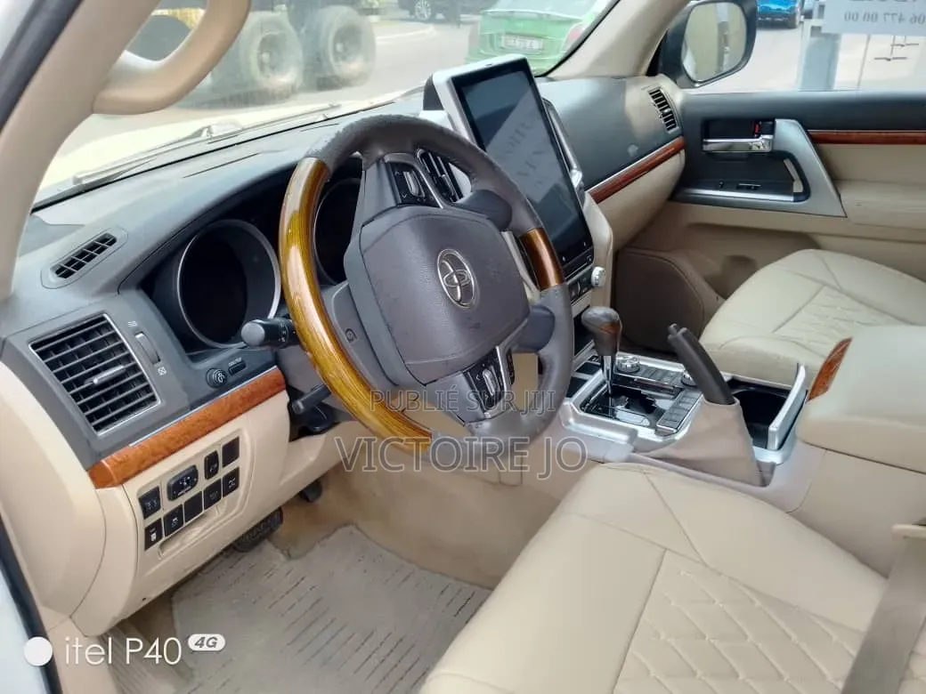 Toyota Land Cruiser 2015 Blanc