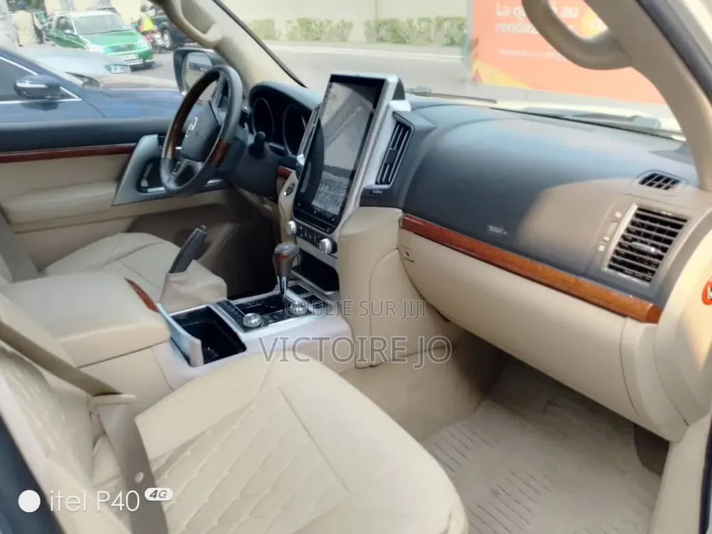 Toyota Land Cruiser 2015 Blanc