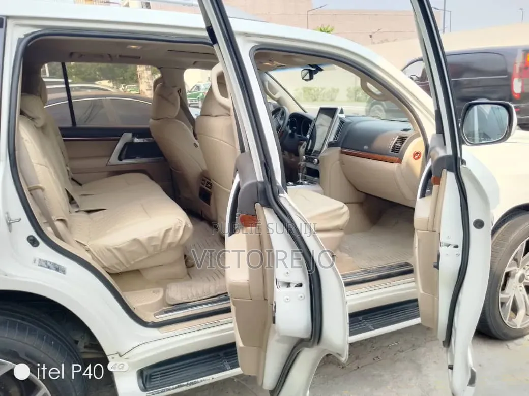 Toyota Land Cruiser 2015 Blanc