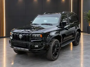 Toyota Land Cruiser Base 4WD 2026 Noir