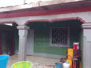 3chbre Maison dans Multiverservices, Tié-Tié à Vendre
