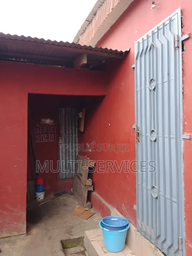 3chbre Maison dans Multiverservices, Tié-Tié à Vendre