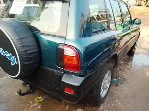 Toyota RAV4 2016 Vert