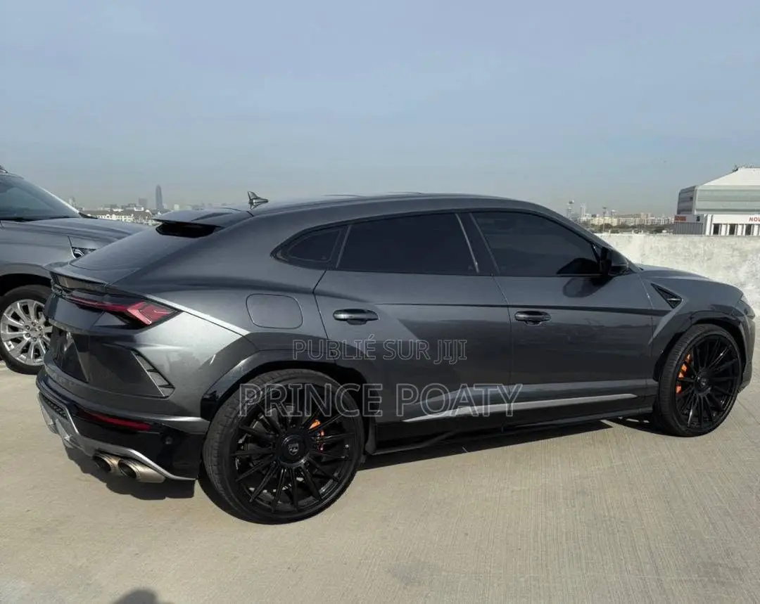 Lamborghini Urus 2021 Noir