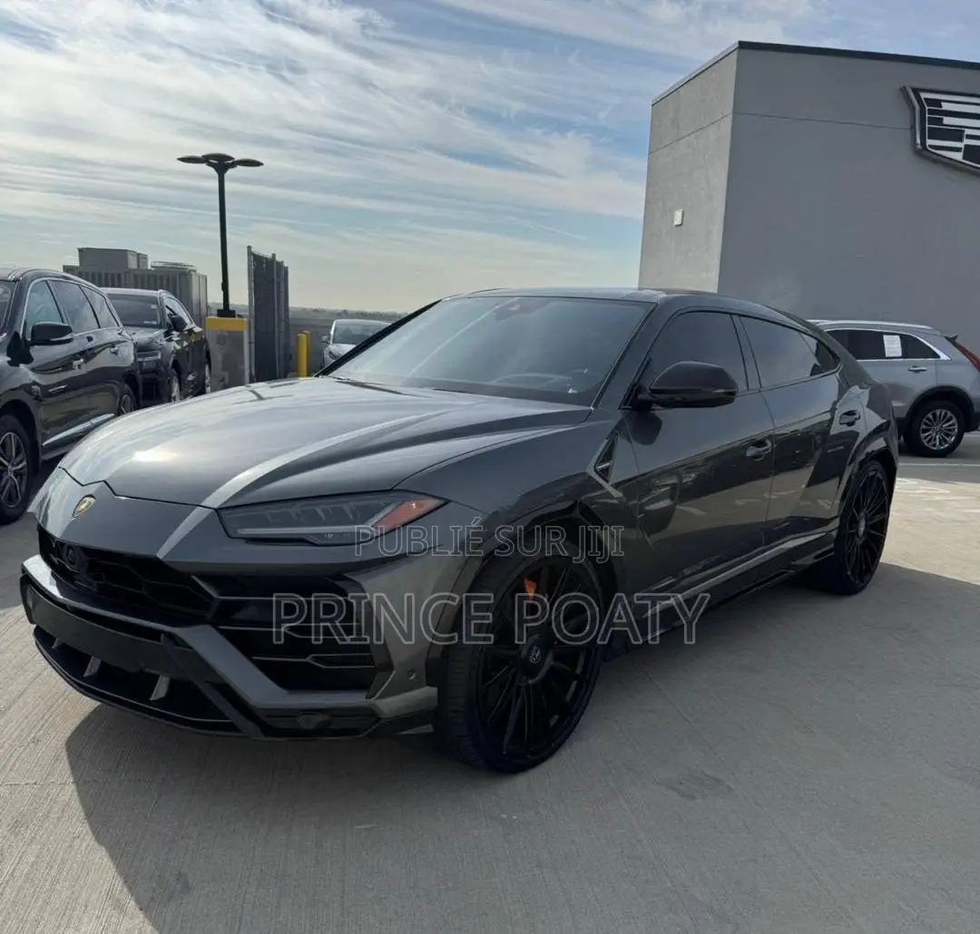Lamborghini Urus 2021 Noir