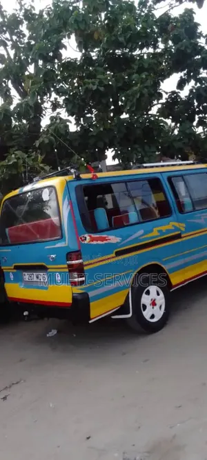 Toyota TownAce 2010 Bleu