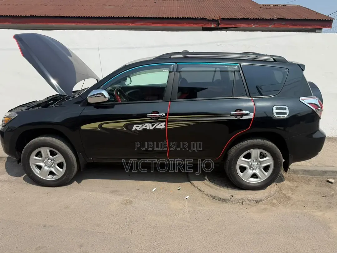 Toyota RAV4 2011 Noir