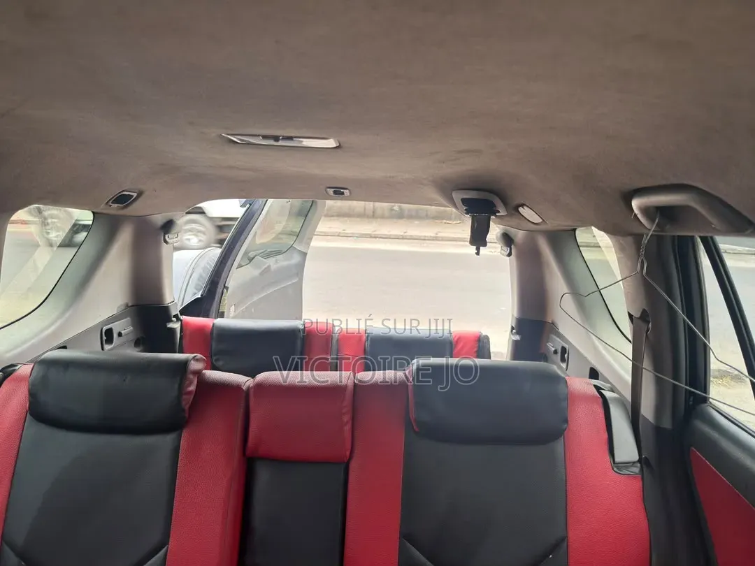 Toyota RAV4 2011 Noir