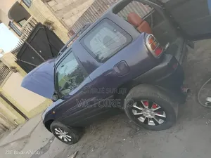 Toyota RAV4 2004 Bleu