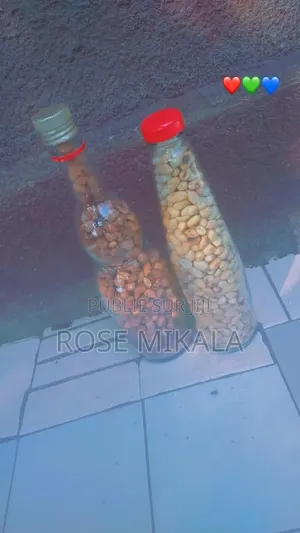 Arachides en Bouteille