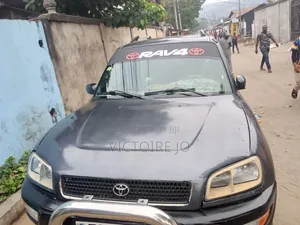 Toyota RAV4 2016 Gris