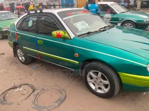 Toyota Corolla 2015 Vert