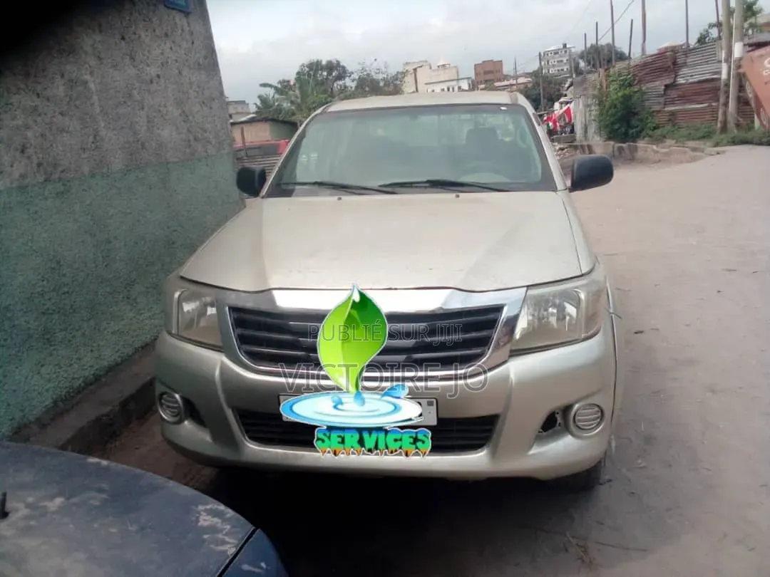 Toyota Hilux 2014 Doré