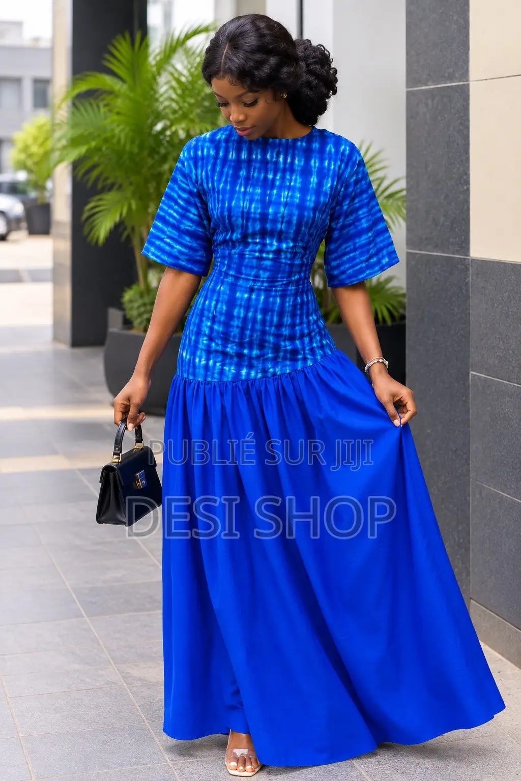 Robes Pour Femmes en Tissu Adhiré Coton Lourd Et Crepe