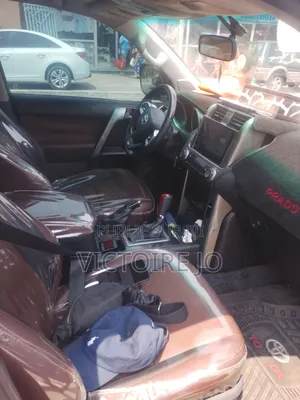 Toyota Land Cruiser Prado 2019 Doré