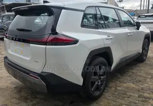 Nouveau Toyota RAV4 Limited 2026 Blanc cassé