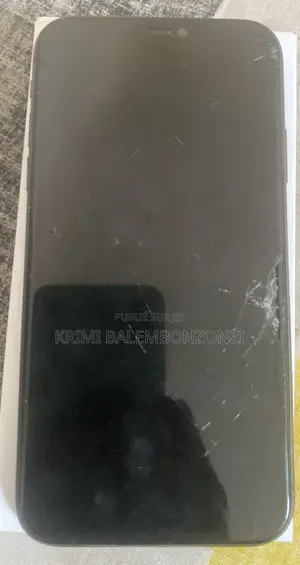 Apple iPhone 11 64 GB Noir