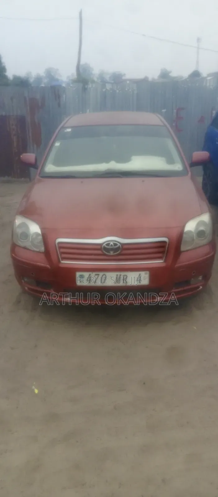 Toyota Avensis 2016 Rouge