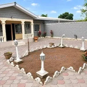 2chbre Appartement dans Multiverservices, Ngoyo à Vendre