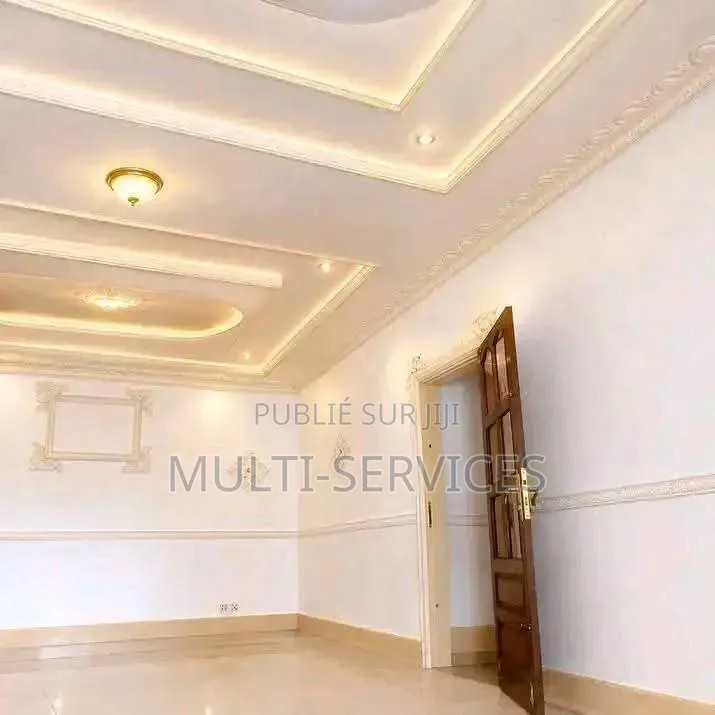 2chbre Appartement dans Multiverservices, Ngoyo à Vendre