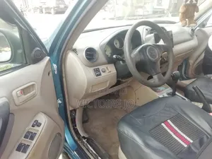 Toyota RAV4 2015 Bleu