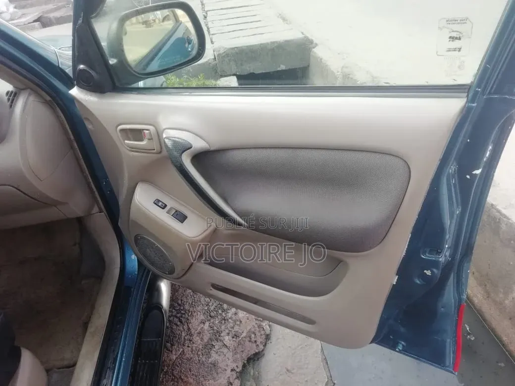 Toyota RAV4 2015 Bleu