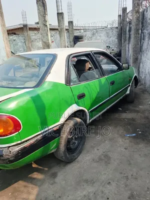 Toyota Corolla 2010 Vert