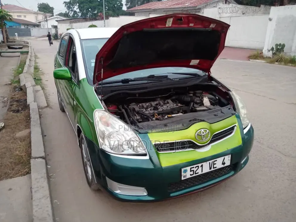 Toyota Verso 2015 Vert