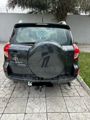 Toyota RAV4 2018 Noir