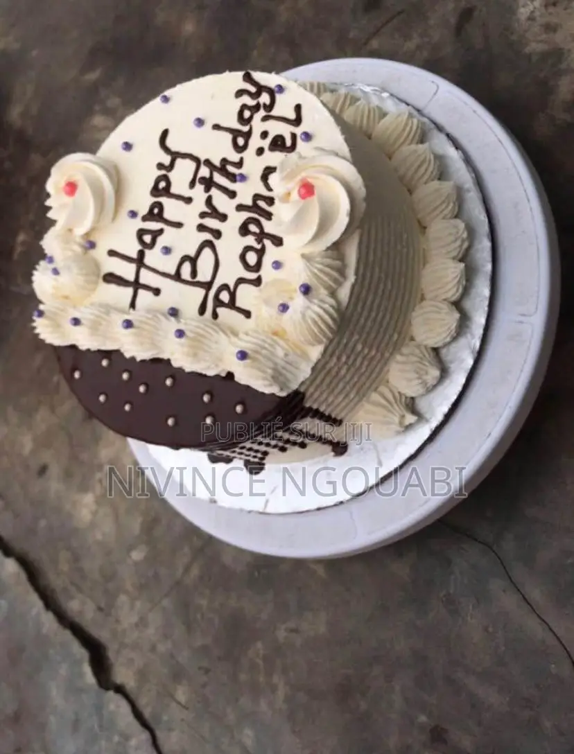 Les Gâteaux D’anniversaire