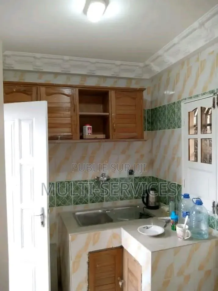 5chbre Blocs d'appartements dans Multiverservices, Tié-Tié à Vendre