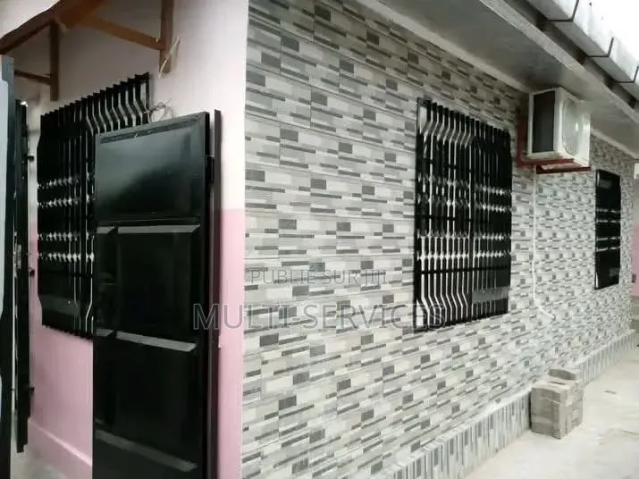 5chbre Blocs d'appartements dans Multiverservices, Tié-Tié à Vendre