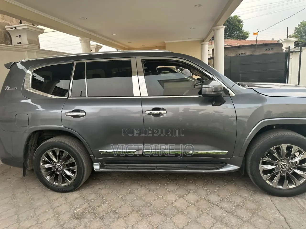 Toyota Land Cruiser 2022 Gris
