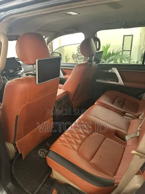 Toyota Land Cruiser 2022 Gris