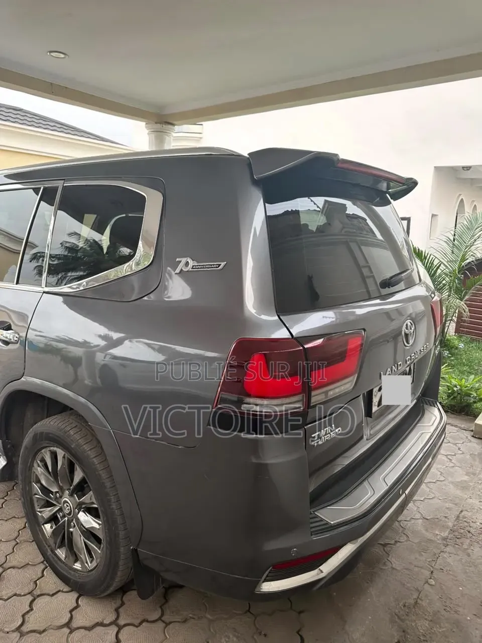 Toyota Land Cruiser 2022 Gris