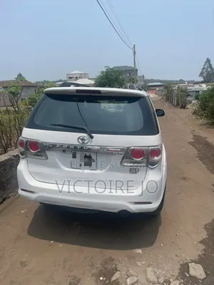 Toyota Fortuner 2015 Blanc
