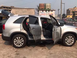 Kia Sorento 4dr SUV 2016 Gris