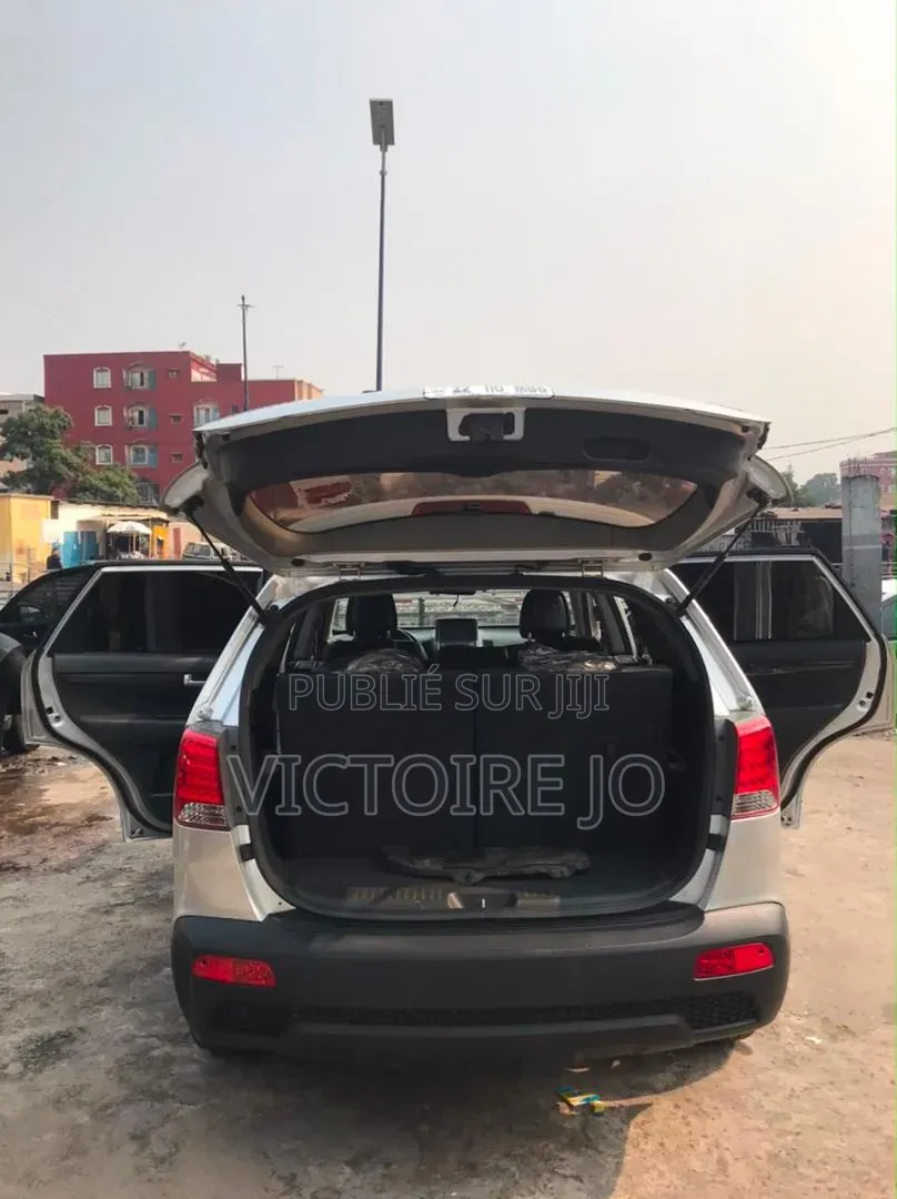 Kia Sorento 4dr SUV 2016 Gris